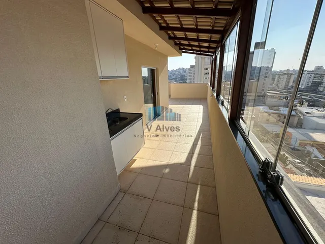 Imagem 3: Cobertura com 3 quartos sendo 01 suíte, 4 vagas. À venda, no bairro Sagrada Família!