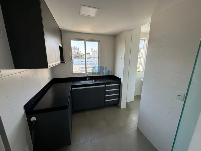Imagem 6: Cobertura com 3 quartos sendo 01 suíte, 4 vagas. À venda, no bairro Sagrada Família!