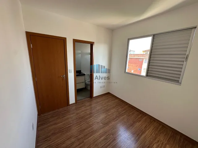 Imagem 5: Cobertura com 3 quartos sendo 01 suíte, 4 vagas. À venda, no bairro Sagrada Família!