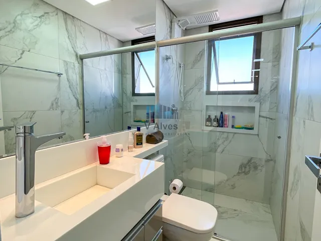 Imagem 7: Cobertura com 214m², 3 quartos sendo 02 suítes, 4 vagas. À venda, no bairro Sagrada