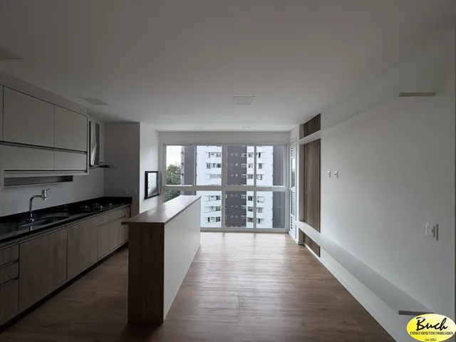 Imagem 5: Apartamento à venda no Centro de Joinville-SC: 2 quartos sendo 1 suíte, 2 salas, 2