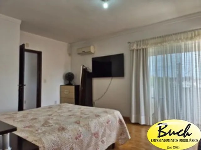 Imagem 2: Casa alto padrão Bairro Saguaçu Joinville - Buch Imóveis
