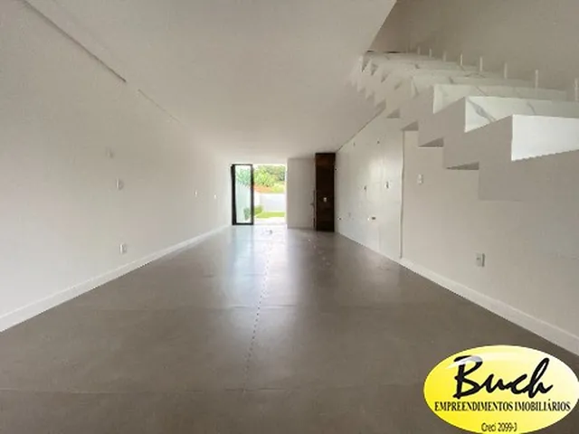 Imagem 2: Casa/Geminado São Marcos de 125 m² com 3 quartos (1 suíte com closet), sala, cozinha