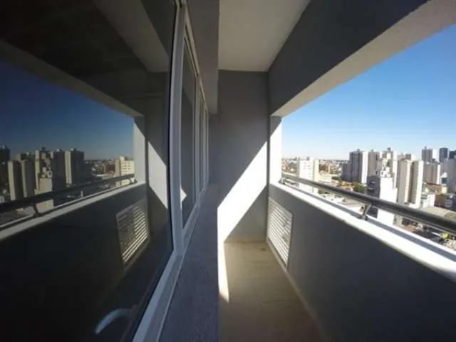 Imagem: Mid Work - Comercial