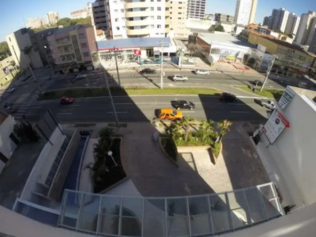 Imagem 7: Mid Work - Comercial