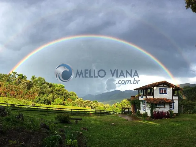 Imagem: Sitio com cachoeira 30 m de altura