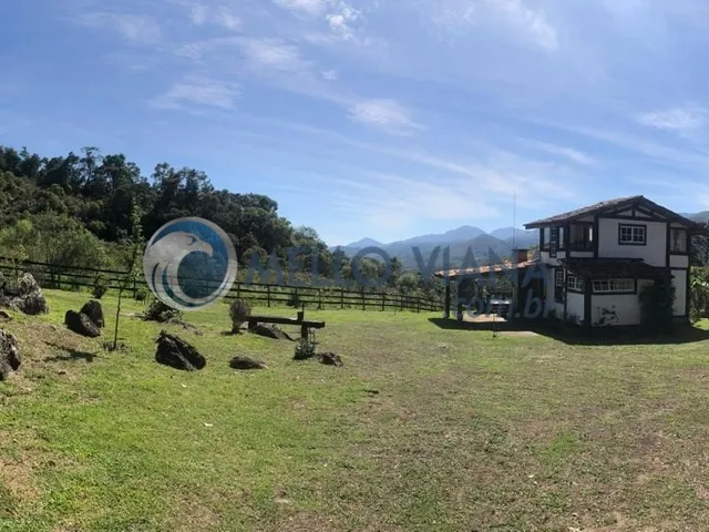 Imagem 7: Sitio com cachoeira 30 m de altura