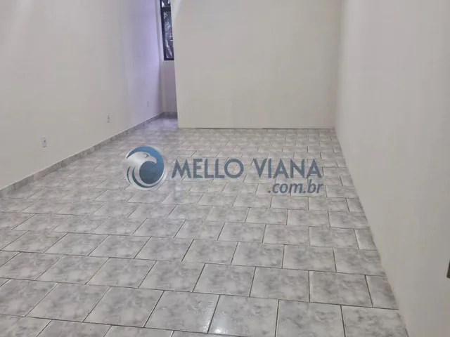 Imagem 15: Imóvel Comercial à Venda em São Lourenço-MG - 4 Salas e 4 Banheiros no Centro da