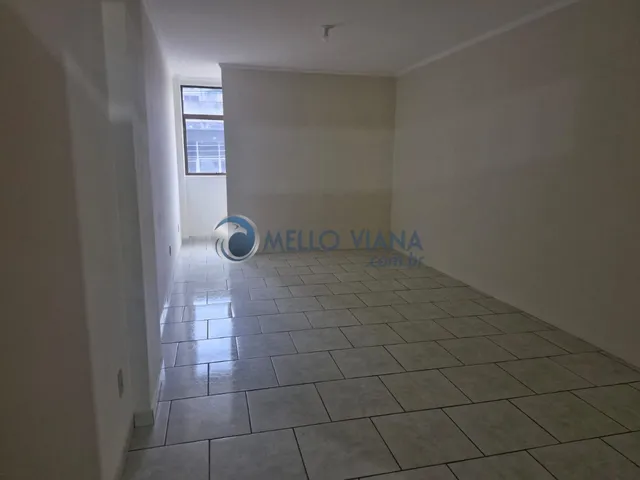 Imagem 7: Imóvel Comercial à Venda em São Lourenço-MG - 4 Salas e 4 Banheiros no Centro da