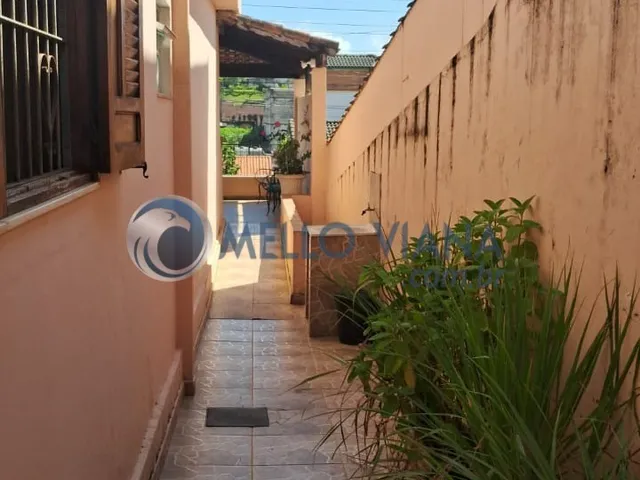 Imagem 5: Casa à venda em São Lourenço-MG, Vila Nova: 3 quartos, 1 suíte, (Edicula) sala, 3