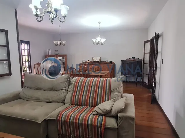 Imagem 4: Casa com 4 quartos (2 suites