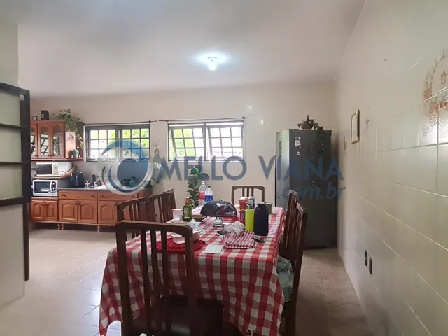 Imagem 8: Casa com 4 quartos (2 suites
