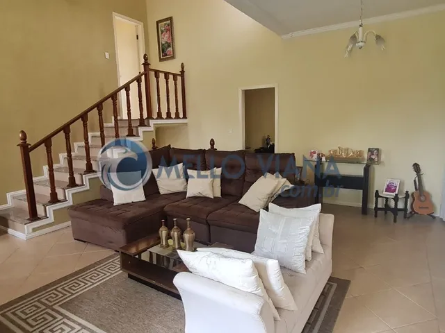 Imagem 10: Imperdível Casa à Venda em São Lourenço-MG Solar dos Lagos: 3 Quartos, 1 Suíte, 5