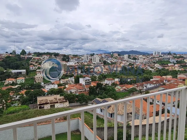 Imagem 2: Imperdível Casa à Venda em São Lourenço-MG Solar dos Lagos: 3 Quartos, 1 Suíte, 5