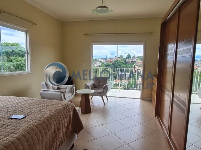 Imagem 7: Imperdível Casa à Venda em São Lourenço-MG Solar dos Lagos: 3 Quartos, 1 Suíte, 5