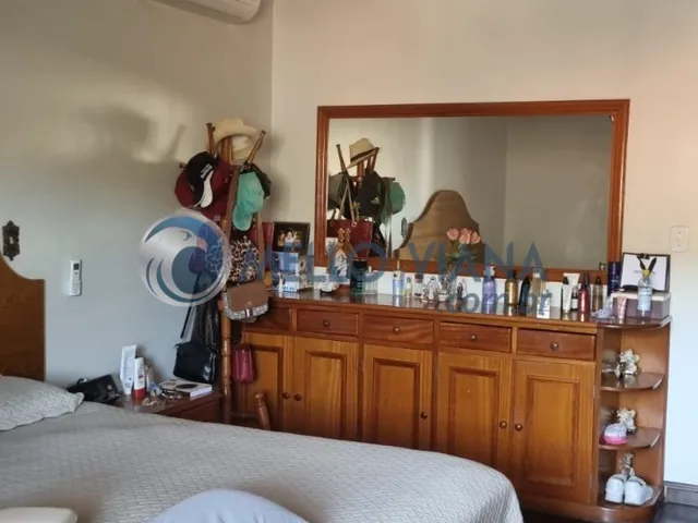 Imagem 2: Espaçosa e luxuosa casa de 5 quartos no Centro de Carmo de Minas-MG, com 3 suítes e