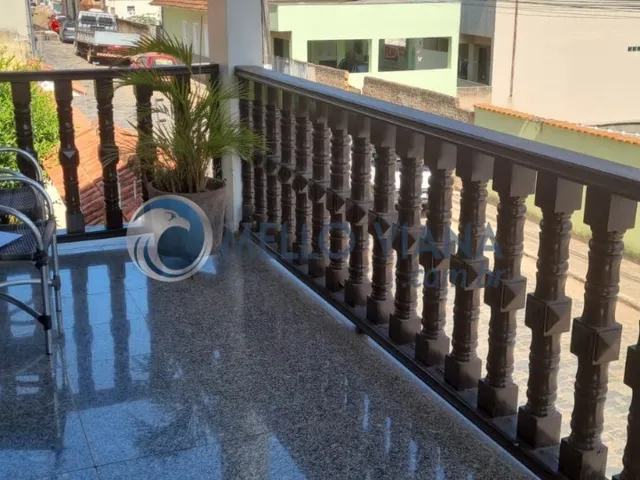 Imagem 13: Espaçosa e luxuosa casa de 5 quartos no Centro de Carmo de Minas-MG, com 3 suítes e