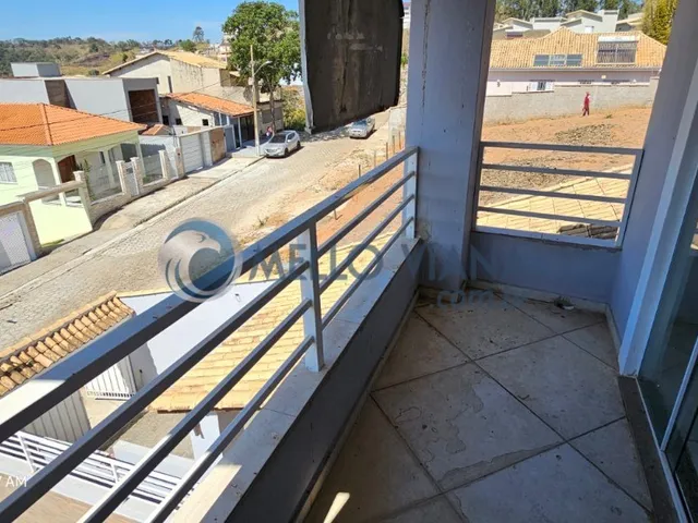 Imagem 2: Casa à venda em São Lourenço-MG, Bairro Lagoa Seca: 3 quartos, 2 suítes, 1 banheiro