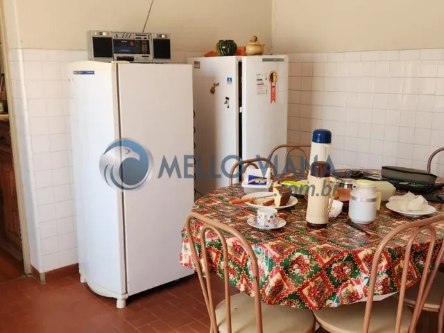 Imagem 3: Imperdível oportunidade! Casa à venda em Baependi com 5 lojas em anexo