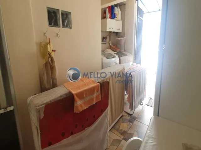 Imagem 9: Belíssima casa de padrão alto estilo "de campo" com piscina e 3 quartos próximo ao