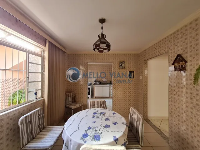 Imagem 11: Casa reformada, em bom estado de conservação no centro de São Lourenço - MG