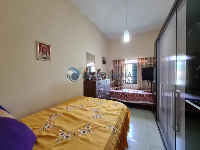 Imagem 5: Casa com 2 lojas, localizada no centro da cidade, próximo a estação de trem e ao