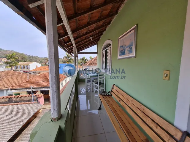 Imagem 6: Casa com 2 lojas, localizada no centro da cidade, próximo a estação de trem e ao