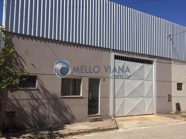 Imagem 6: Galpão com 500m², 2 escritórios , 2 banheiros, 2 cozinhas. Fachada em blindex (em