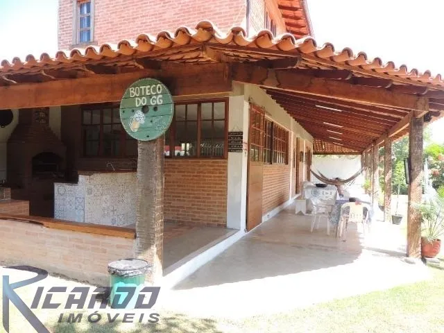 Imagem 5: Chácara em Meaipe, com 5.000 m², duas casas, piscina, quadra gramada de esportes, campo