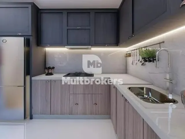 Imagem 11: Curitiba - Casa Padrão - Portão