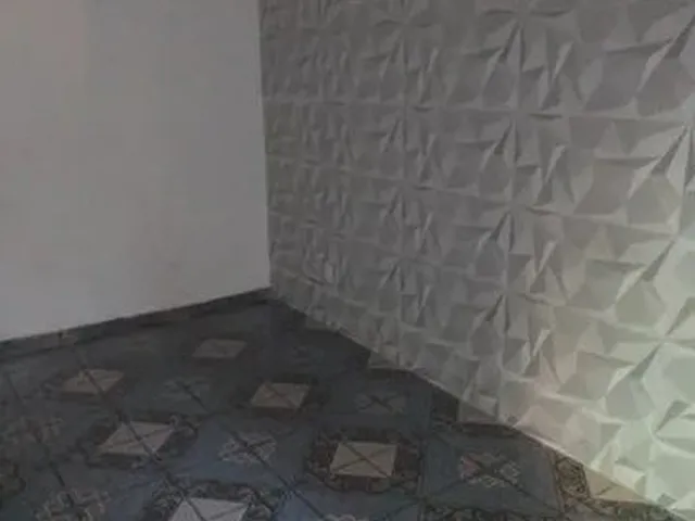 Imagem 5: Casa 2 Quartos de Fundos no Bairro Miramar