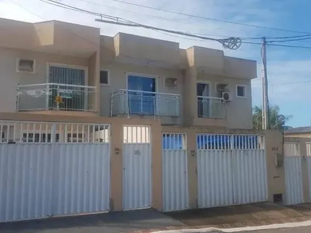 Imagem 1: Casa para Aluguel Possui 130 Metros Quadrados com 3 Quartos em Lagoa - Macaé - Rj