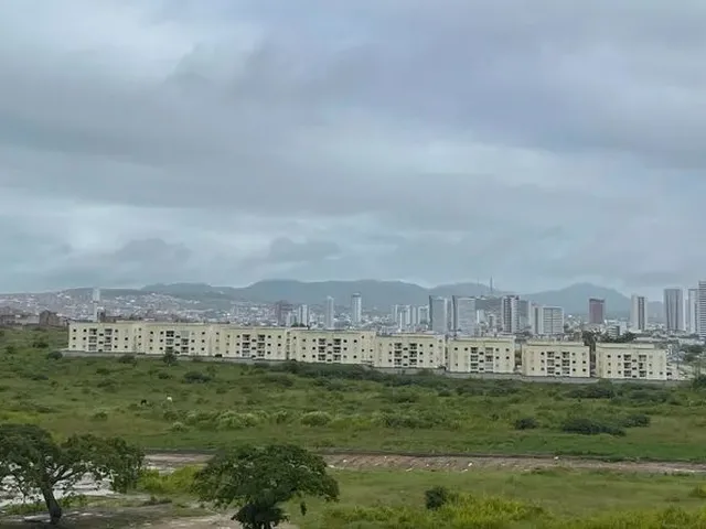 Imagem 12: Alugo Apartamento 2 Quartos com Suíte e Varanda