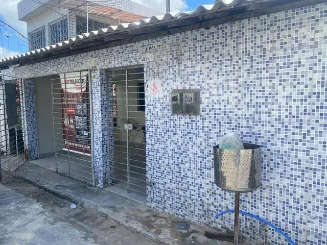 Imagem: Casa Amarela / Rua Massaranduba