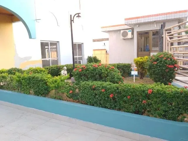 Imagem 3: Apto Semimobiliado 3 Quartos, 3 Banh Condominio Saint Michel- Centro