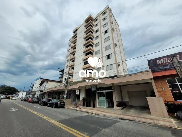 Imagem: Apartamento Semimobiliado para Alugar no