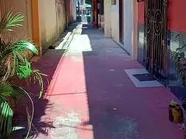 Imagem 1: Alugo Casa na Avenida Gentil Bitencourt, com José Bonifácio, em Alameda Fechada