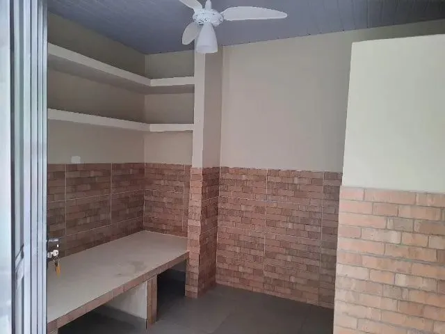 Imagem: Alugo Quarto com Banheiro em Madureira