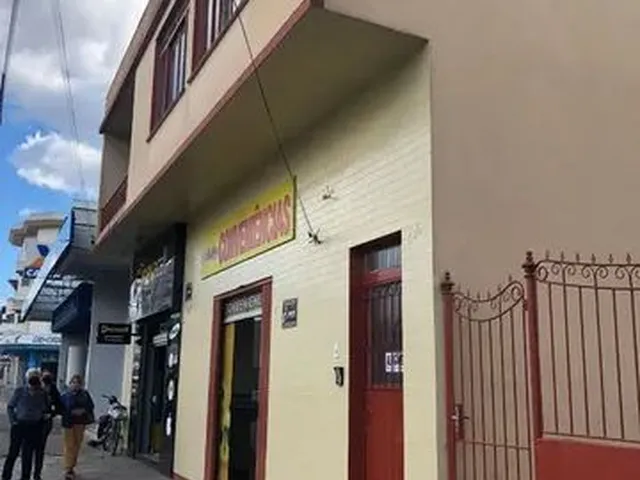 Imagem: O apartamento possui 3 Dormitórios, 1 Suíte, 2 Banheiros,