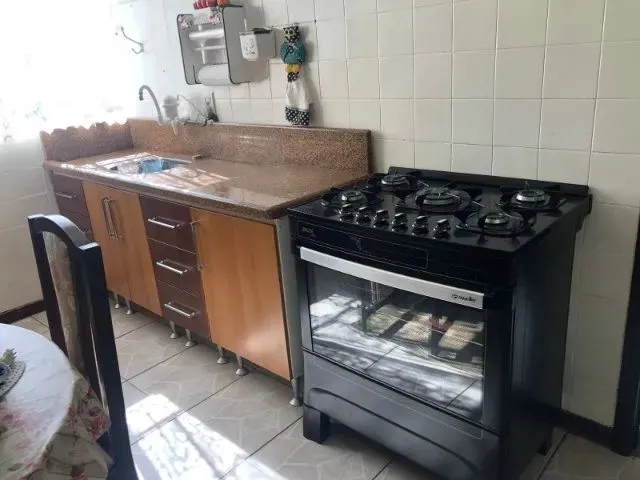 Imagem 16: Locação de Apartamento - Av. Luis de Camões - Coral - Ao Lado da...