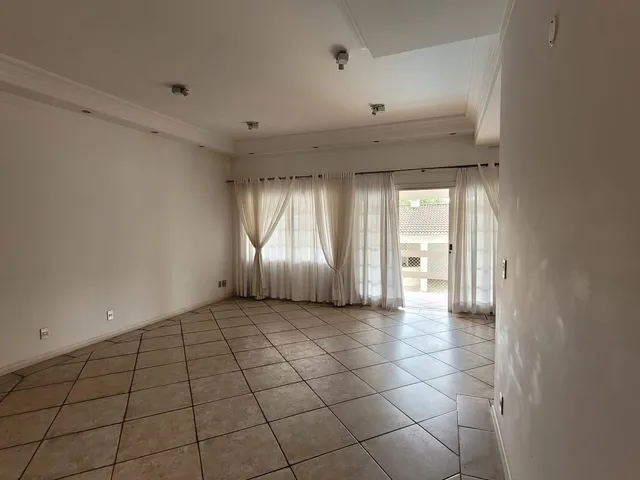 Imagem 9: Sobrado para Venda com 3 Dormitórios e Piscina na Vila Oliveira em Mogi