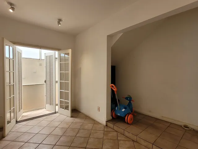 Imagem 12: Sobrado para Venda com 3 Dormitórios e Piscina na Vila Oliveira em Mogi