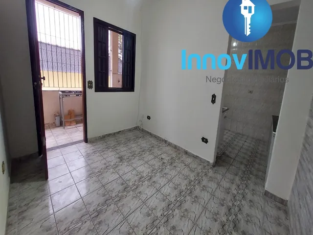 Imagem: Casa de 03 Cômodos para Locação
