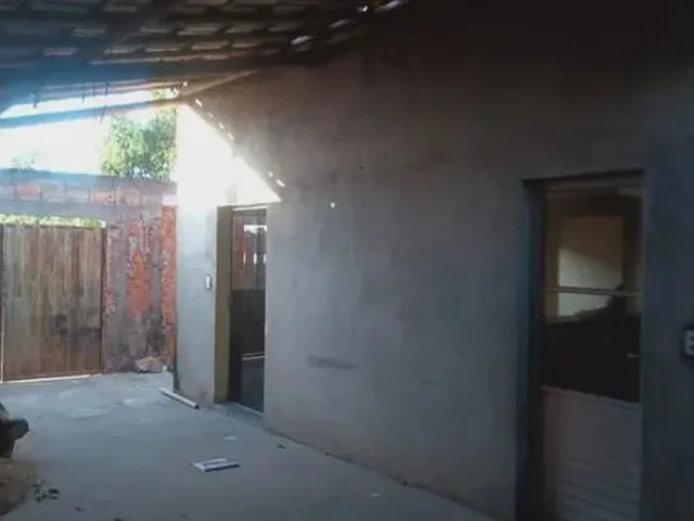 Imagem: Casa para Venda Possui 100 M2 com 2 Quartos