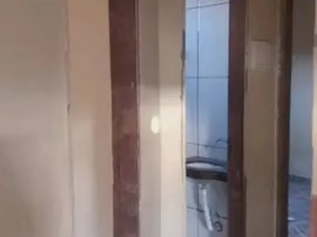 Imagem 2: Casa para Venda Possui 100 M2 com 2 Quartos em Enseada de Jacaraípe - Serra - Es
