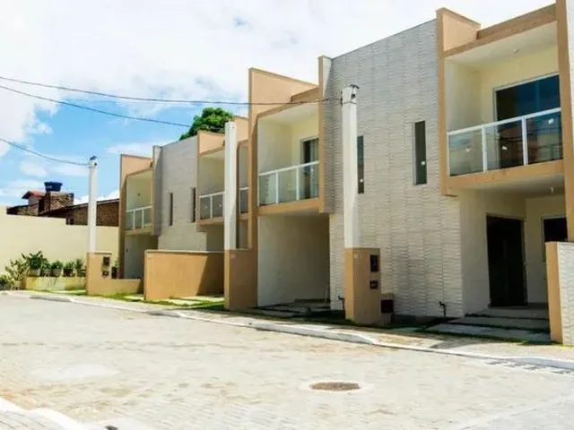 Imagem: Casa Duplex em Condomínio em Ponta Negra