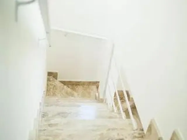 Imagem 5: Casa Duplex em Condomínio em Ponta Negra, com 3 Quartos, Sendo 2 Suítes, Próximo À