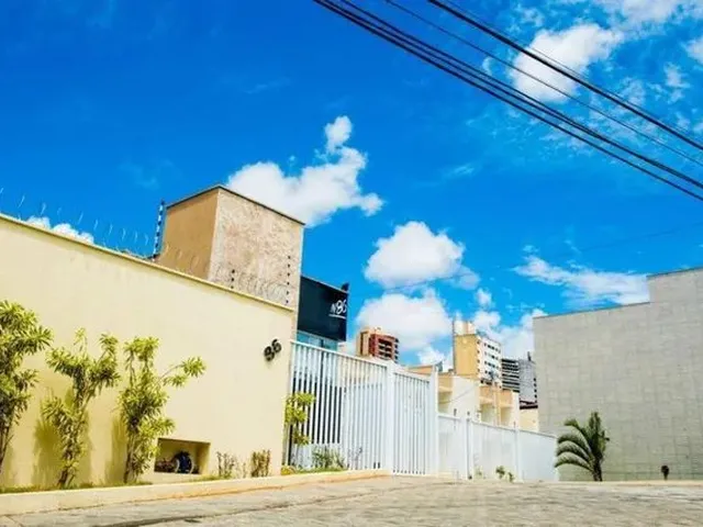 Imagem 9: Casa Duplex em Condomínio em Ponta Negra, com 3 Quartos, Sendo 2 Suítes, Próximo À