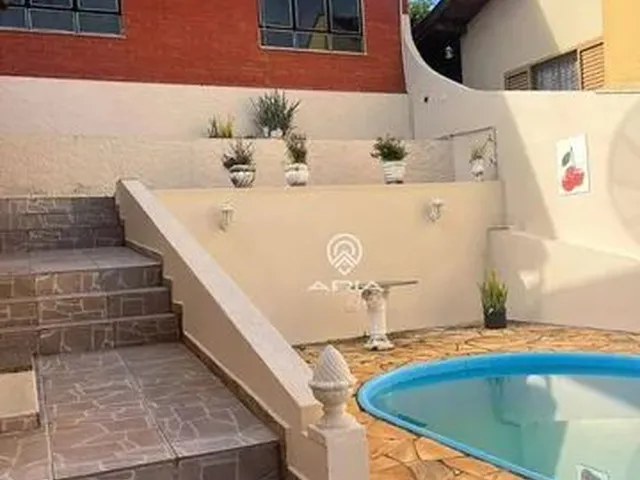 Imagem: Casa com 3 Quartos À Venda, 200M² - Bancários