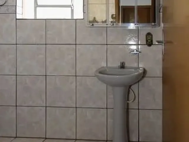 Imagem 4: Casa com 3 Quartos para Alugar no Bairro São Luís com 78M²
